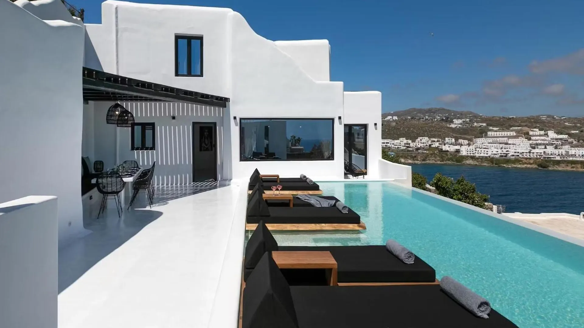 Villa With Aegean Sea Views 프사로우